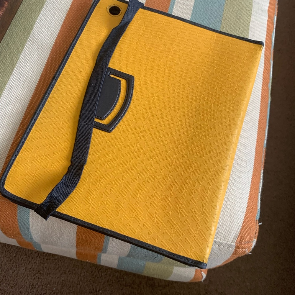 Coach IPad Case - Picture 4 of 4